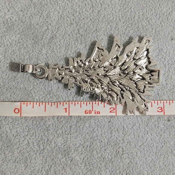 Large Silver Christmas Tree Ornament Pendant - Picture 4 of 6